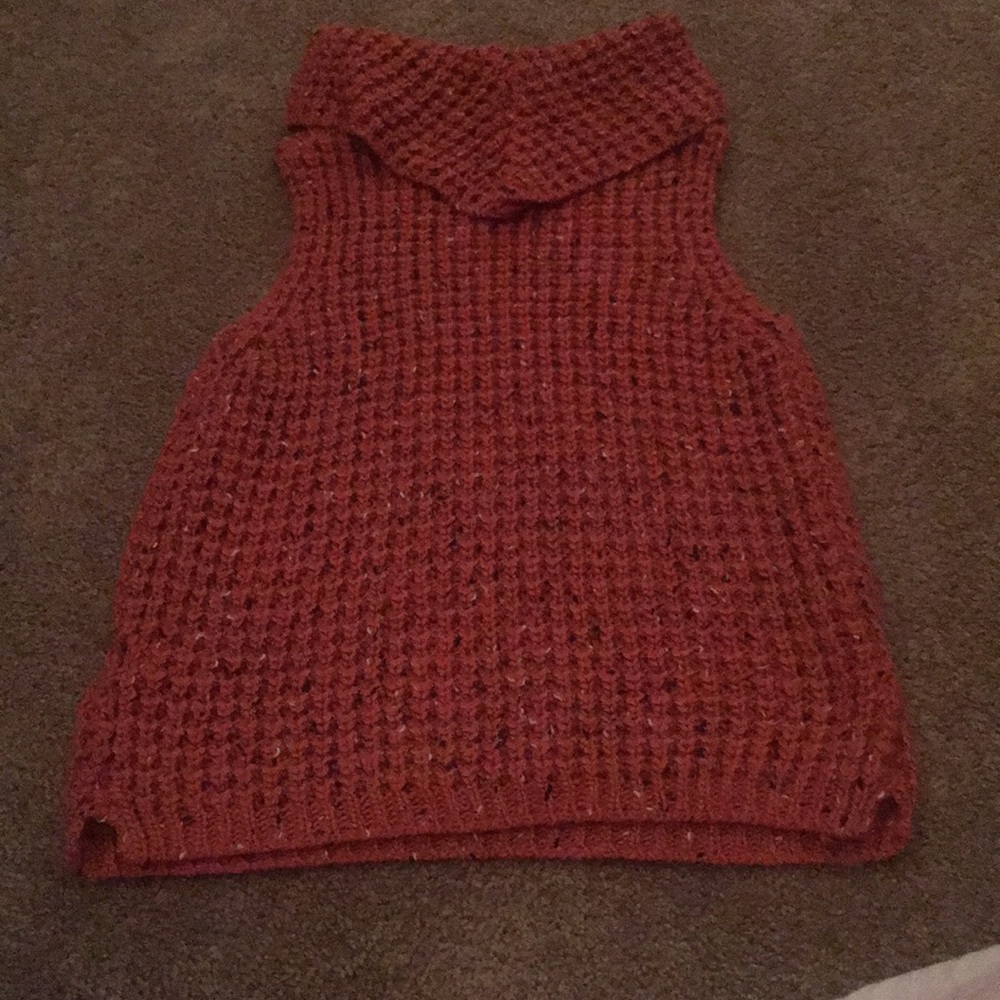 Orange turtle neck sleeveless sweater - Picture 2 of 3